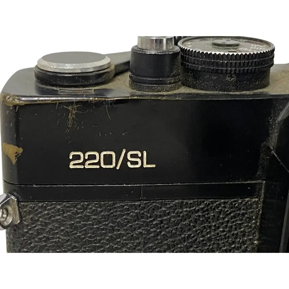 Vivitar 220 / SL 35mm SLR Film Camera With 135MM Auto Telephoto - UNTESTED